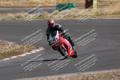 media/Apr-19-2025-AHRMA (Sat) [[3d98ca3309]]/Race/Group 8/Turn 4 part 2/